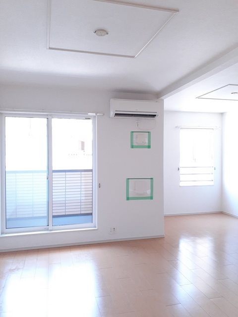 鹿児島県鹿児島市山田町2668-5 リビング