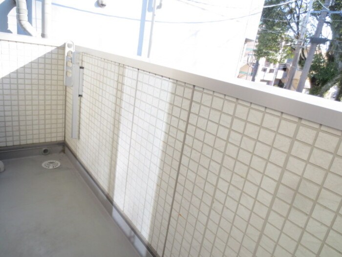 鹿児島県鹿児島市鴨池１丁目2-13-2 ベランダ
