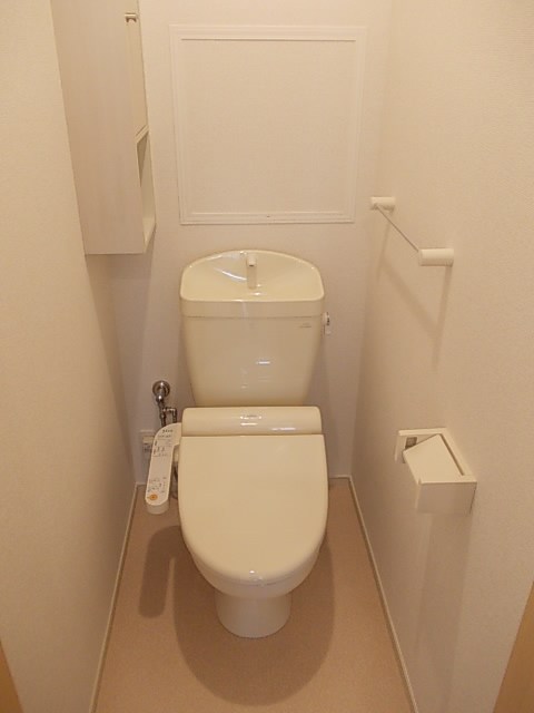 鹿児島県日置市伊集院町郡１丁目17 トイレ