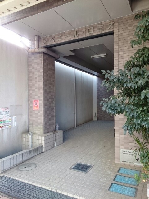 鹿児島県鹿児島市中央町30-1 エントランス