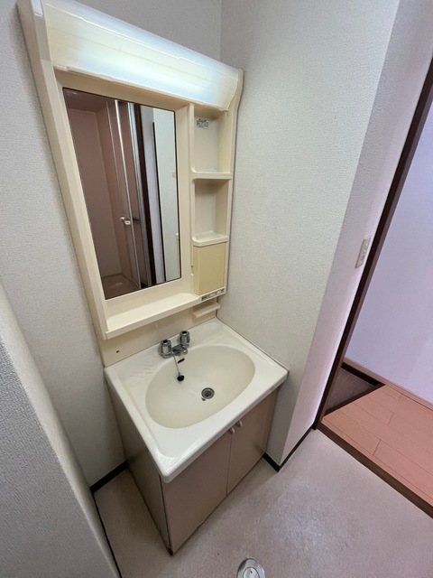 鹿児島県鹿児島市坂之上６丁目25-26 洗面所