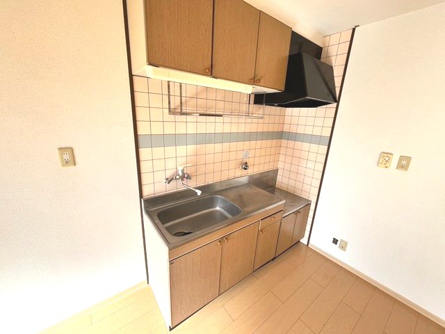 鹿児島県鹿児島市坂之上６丁目25-26 キッチン