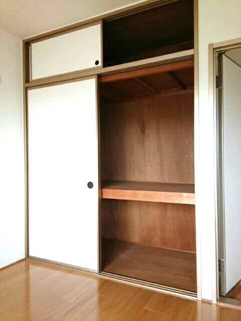 鹿児島県指宿市十二町57-2 収納
