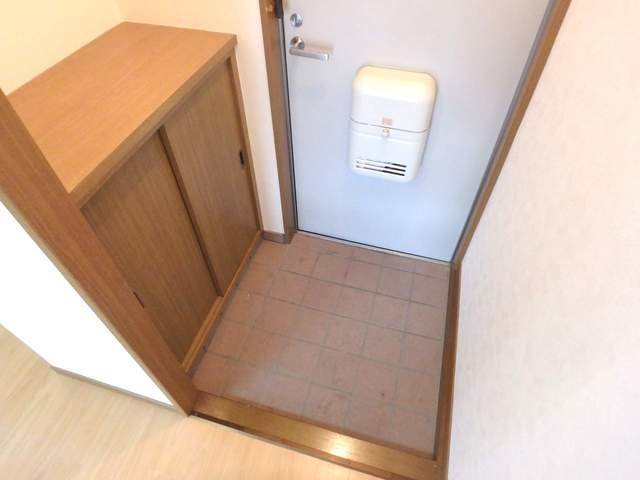 鹿児島県鹿児島市東谷山１丁目14-7 玄関