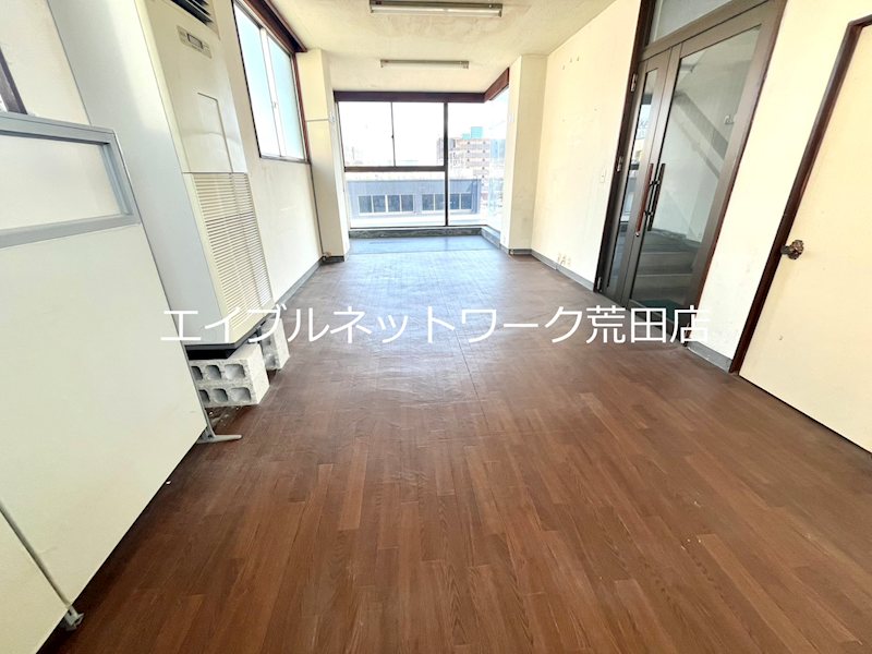 宇宿ビル 玄関