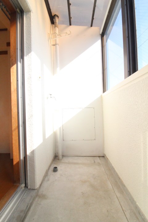 鹿児島県鹿児島市下荒田４丁目 ベランダ