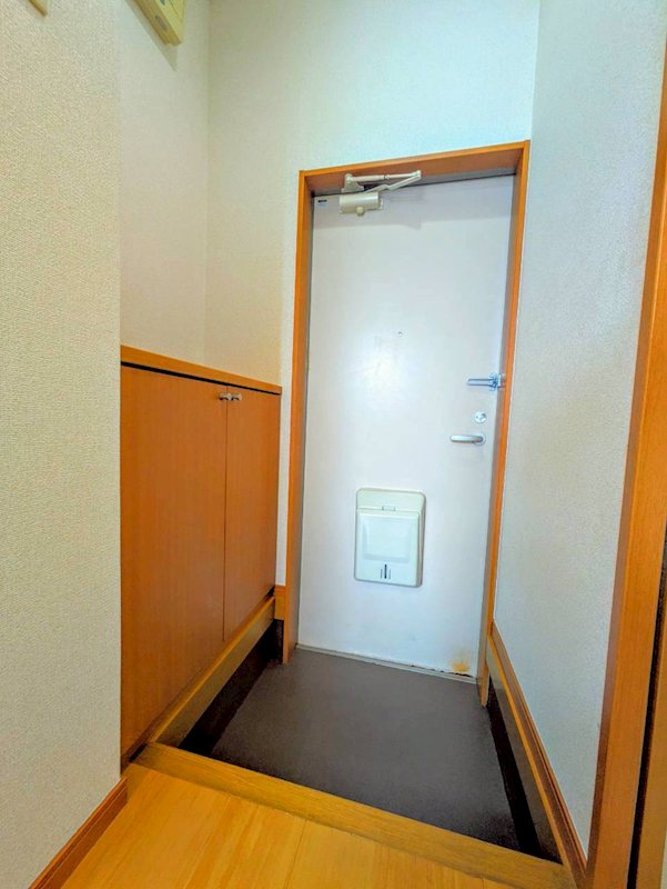 鹿児島県鹿児島市坂之上３丁目7-46 玄関