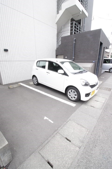 鹿児島県鹿児島市鴨池１丁目 駐車場