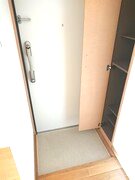 鹿児島県鹿児島市宇宿１丁目56-1 玄関