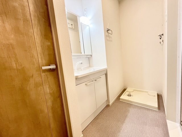 鹿児島県指宿市東方8256-1 洗面所