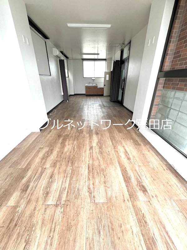 宇宿ビル リビング