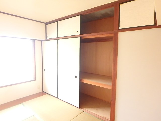 ファミール・烏帽子2号棟  その他