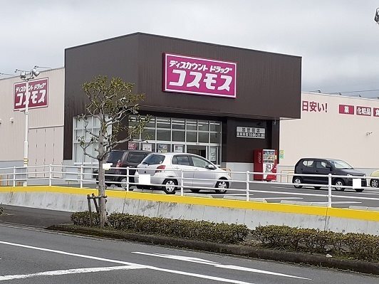 鹿児島県南さつま市加世田村原５丁目27-14 エントランス