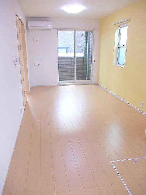 鹿児島県鹿児島市桜ヶ丘３丁目11-5 リビング