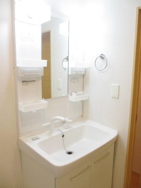 鹿児島県鹿児島市中山町5231-1 洗面所