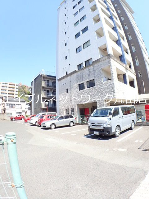 スイートエリア平之町 駐車場