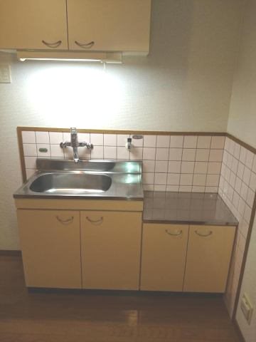 鹿児島県鹿児島市中央町 キッチン