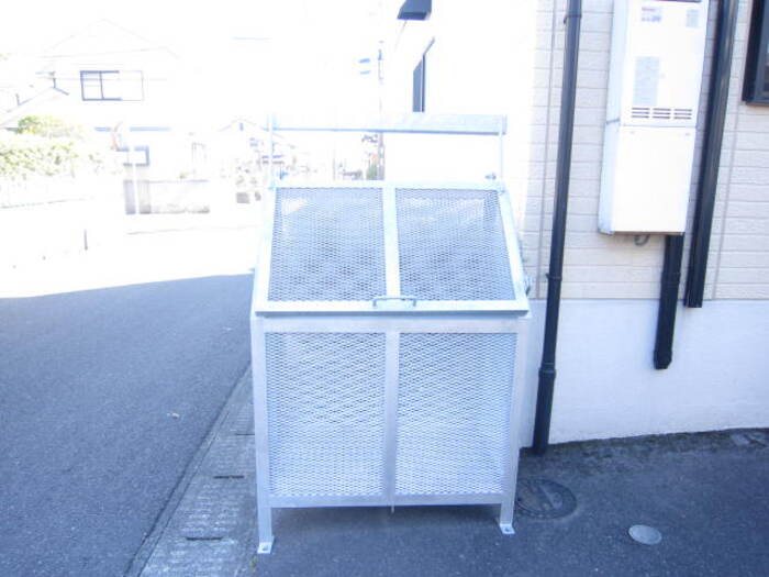 鹿児島県鹿児島市東谷山６丁目21-17 エントランス