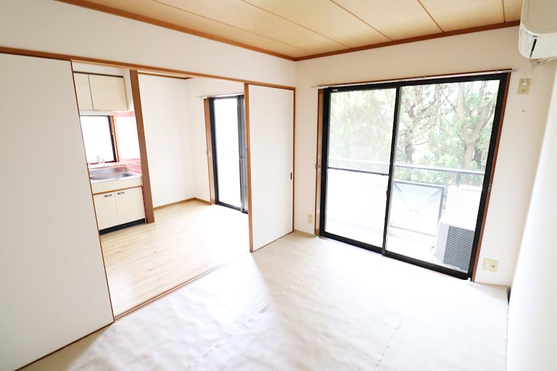 鹿児島県鹿児島市桜ヶ丘５丁目15-5 リビング