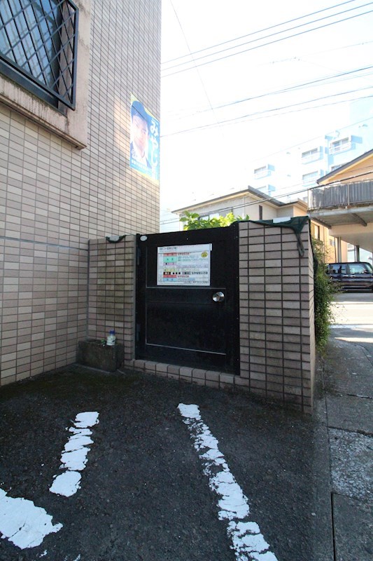 鹿児島県鹿児島市下竜尾町 エントランス
