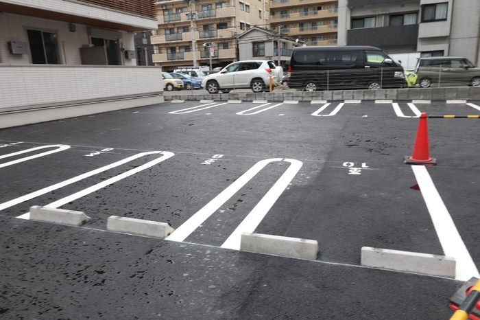 鹿児島県鹿児島市上之園町9番5 駐車場