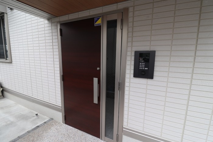 鹿児島県鹿児島市上之園町9番5 エントランス