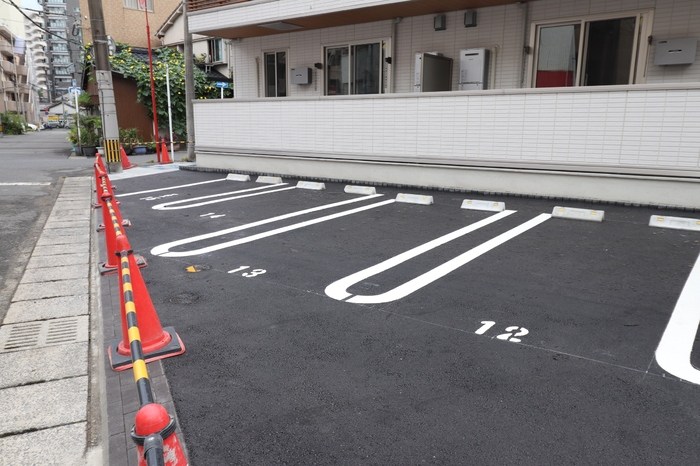鹿児島県鹿児島市上之園町9番5 駐車場