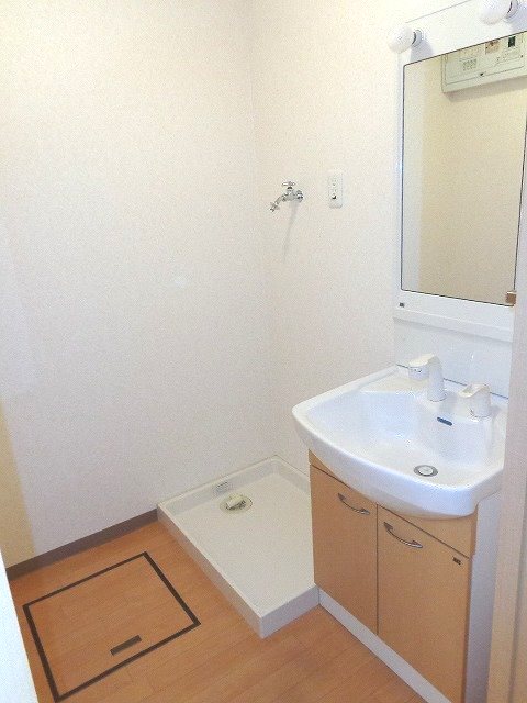 鹿児島県鹿児島市谷山中央１丁目63-3 洗面所