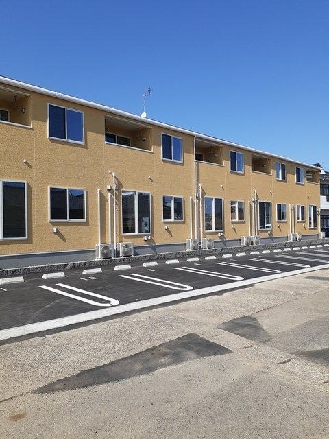 鹿児島県指宿市大牟礼２丁目34-23 駐車場