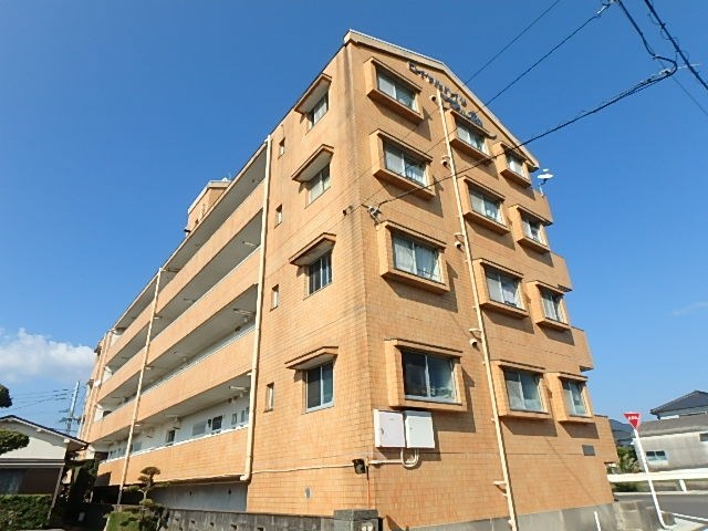 ロイヤルハイツマル勘 外観
