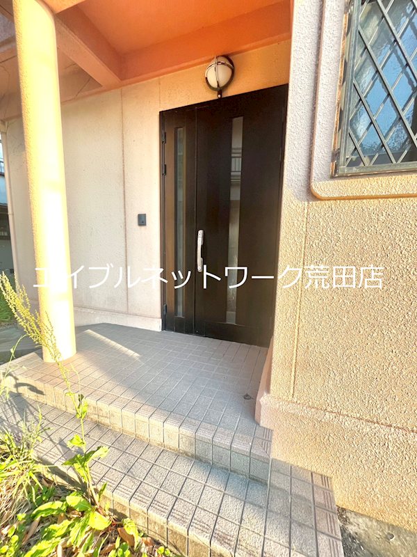 勝目店舗 玄関
