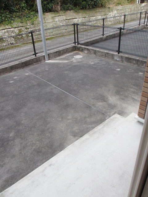 鹿児島県南さつま市金峰町尾下2848-1 ベランダ