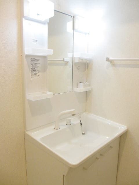鹿児島県南さつま市加世田武田18559-5 洗面所