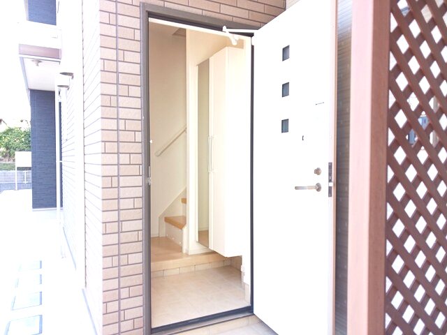 鹿児島県南さつま市加世田村原５丁目18-1 玄関