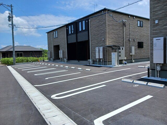 鹿児島県指宿市十二町225-3 駐車場
