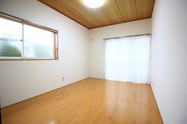 ハイツグリーンＢ ベッドルーム