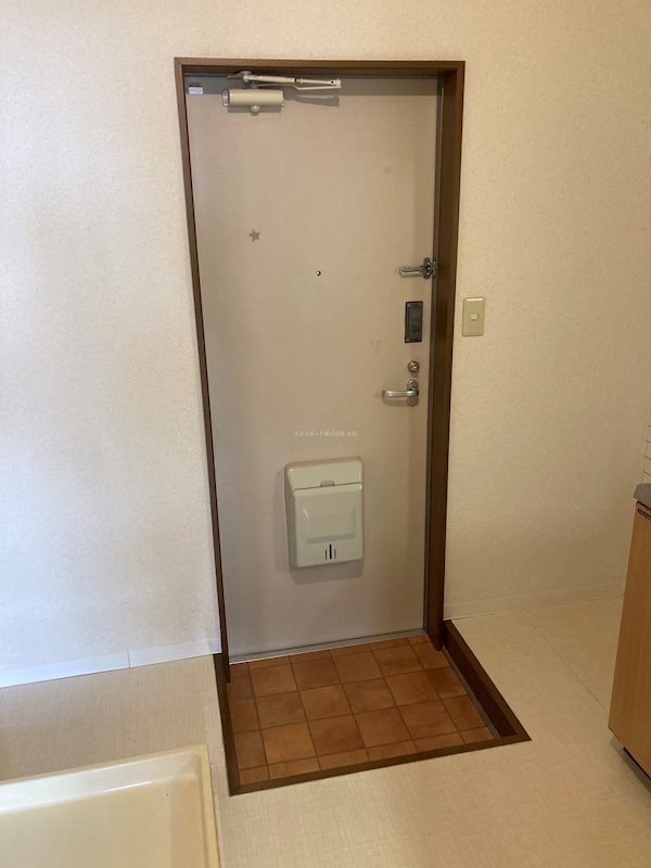 メゾン・テ・シャン 玄関