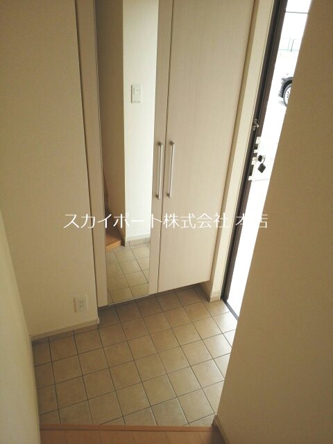 ヒルグランデ 玄関