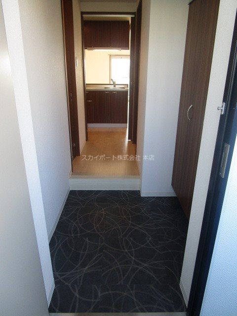 ル・リオン楓 玄関