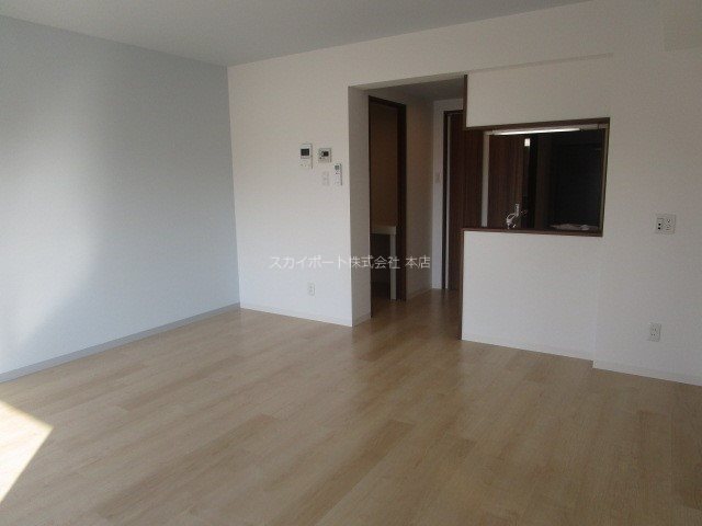 ル・リオン楓 リビング