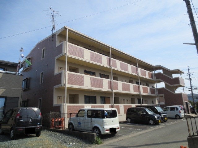 マンションアピカ 205号室 外観