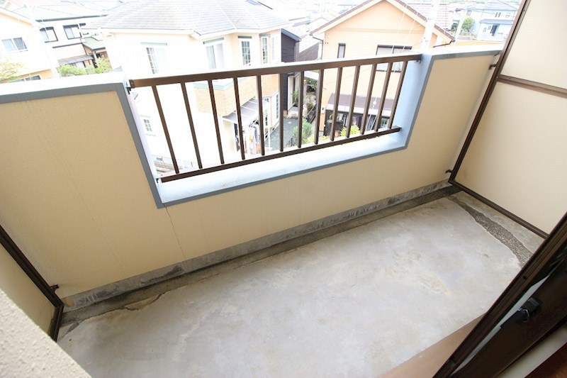 ロイヤルロード ベランダ