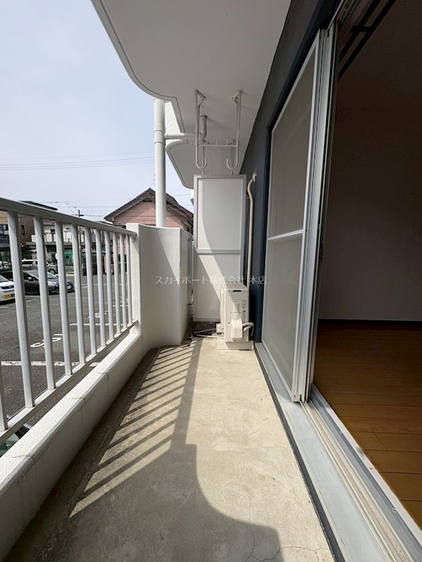 グローリィ高丘 ベランダ