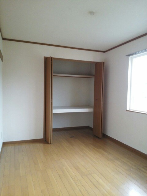 リバーサイド川久保 ベッドルーム