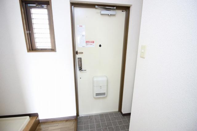 コーポレティブハウスⅡ 玄関