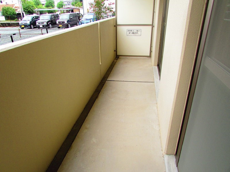 ブライトリー半田山 ベランダ