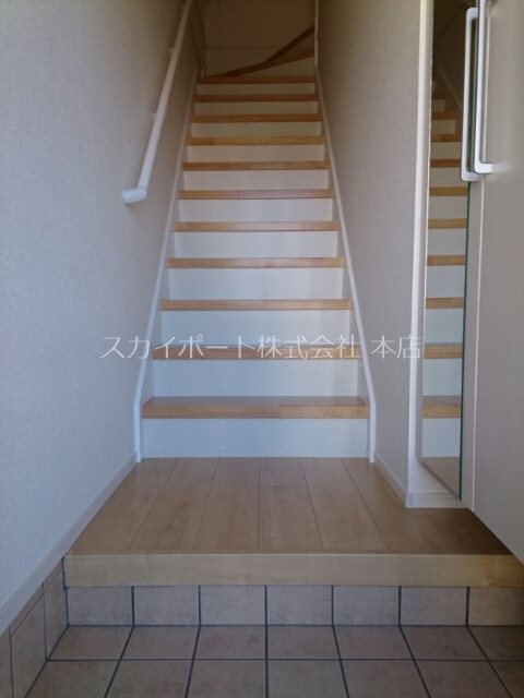 エンジェライト 玄関