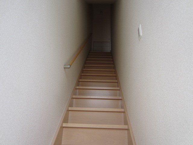 Ｍステージ葵西 玄関