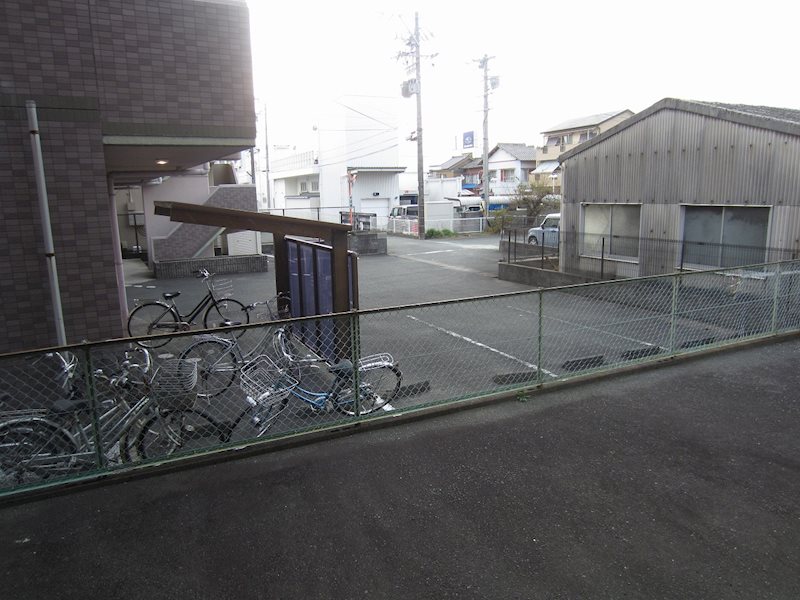 サンテラス初生 ベランダ