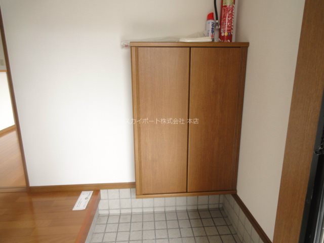 Jハウス 玄関